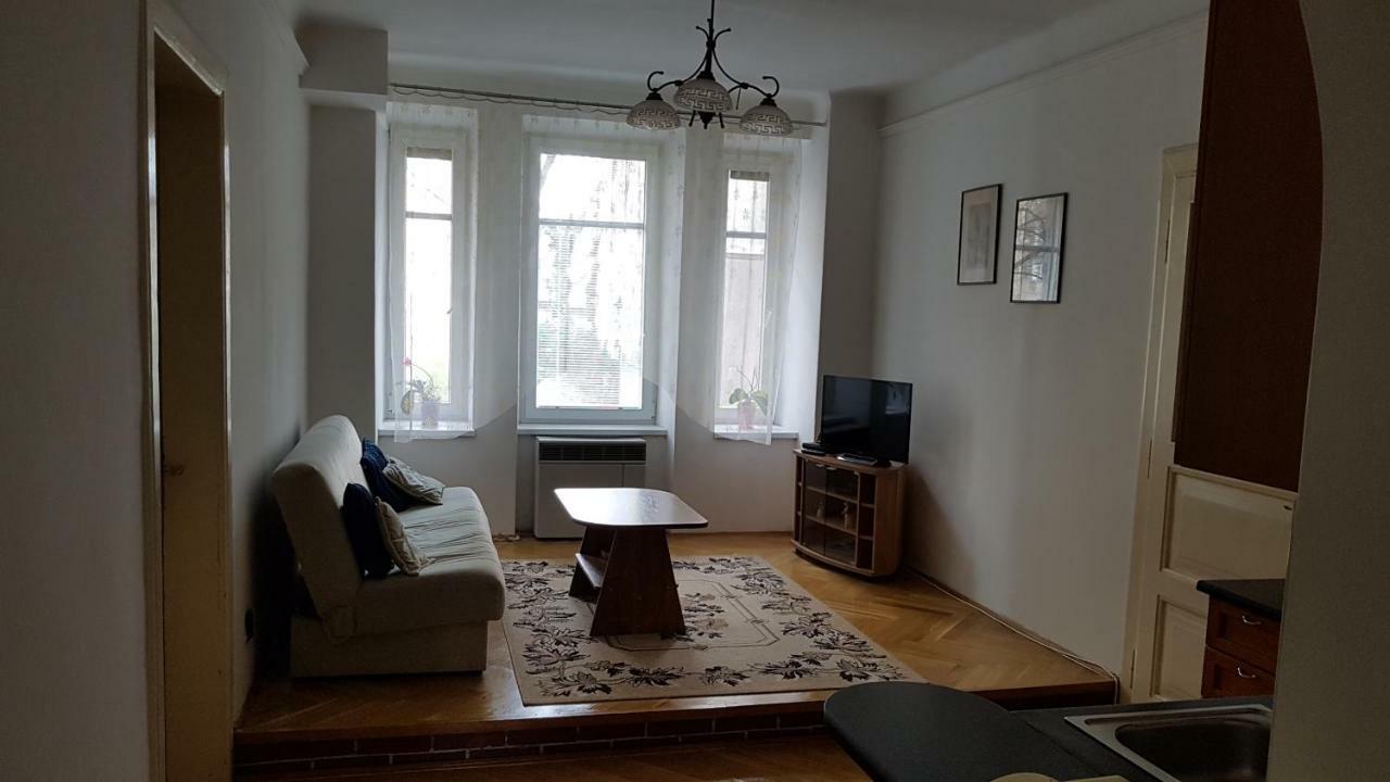 Apartmany Racianska Μπρατισλάβα Εξωτερικό φωτογραφία