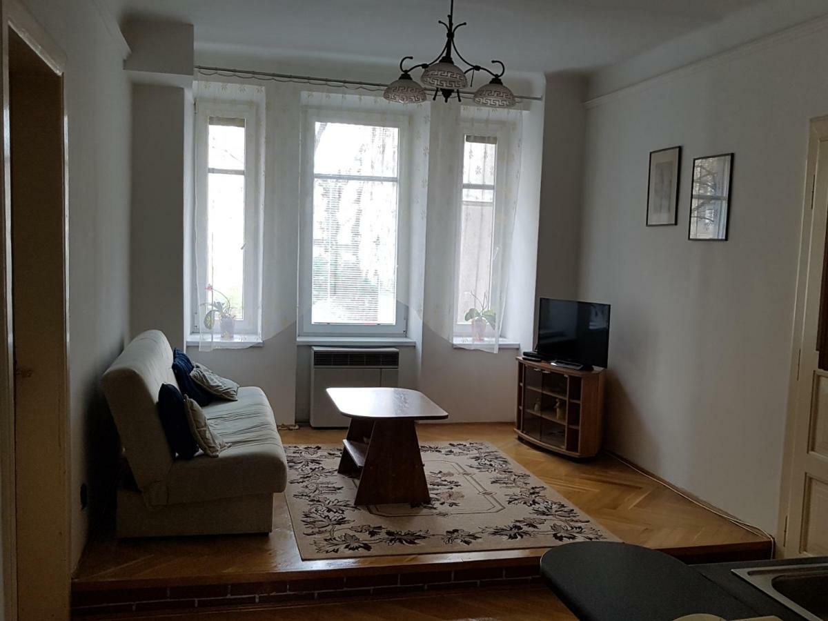 Apartmany Racianska Μπρατισλάβα Εξωτερικό φωτογραφία