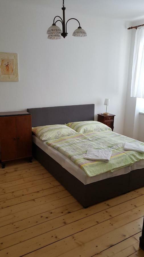 Apartmany Racianska Μπρατισλάβα Εξωτερικό φωτογραφία
